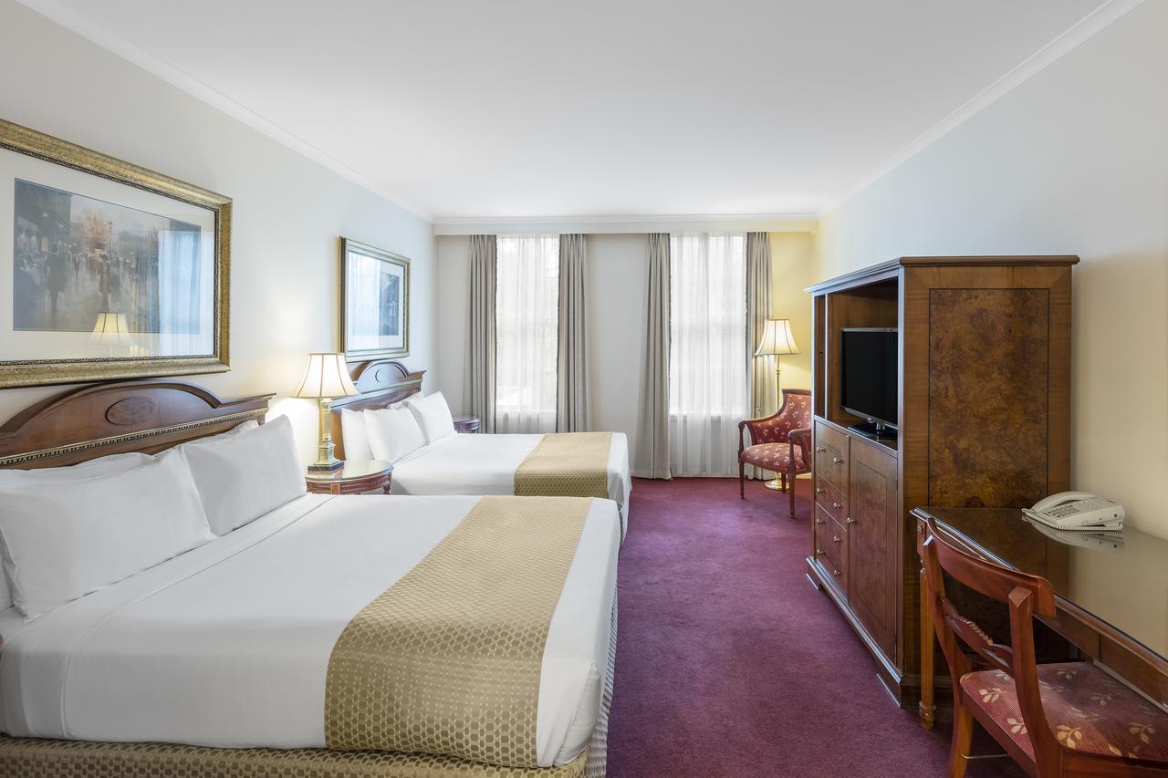 Canterbury International Hotel Forest Hill Экстерьер фото