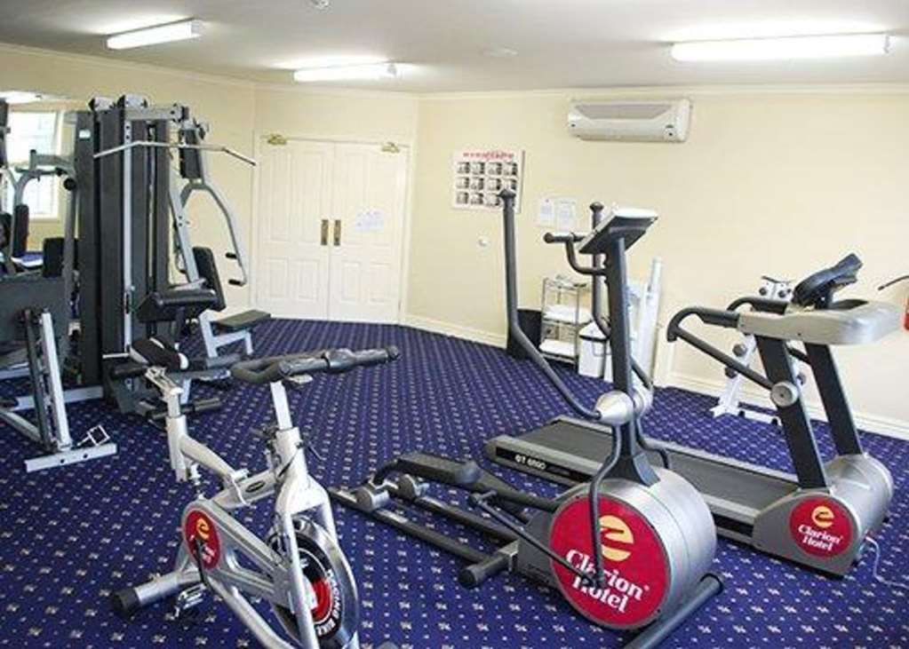Canterbury International Hotel Forest Hill Экстерьер фото