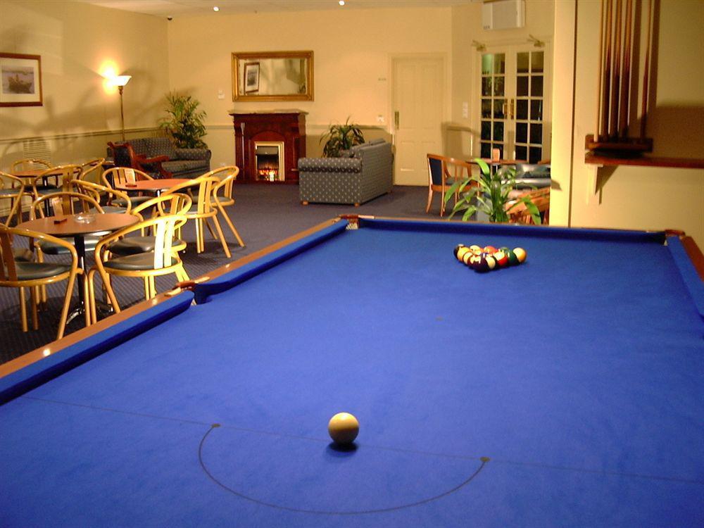 Canterbury International Hotel Forest Hill Экстерьер фото